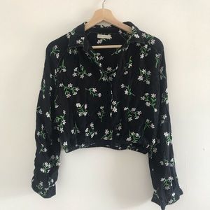 Crop top button-up shirt